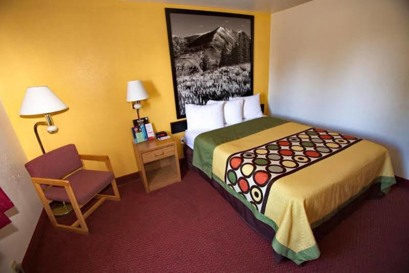 Hotel Super 8 By Wyndham Elko Zewnętrze zdjęcie
